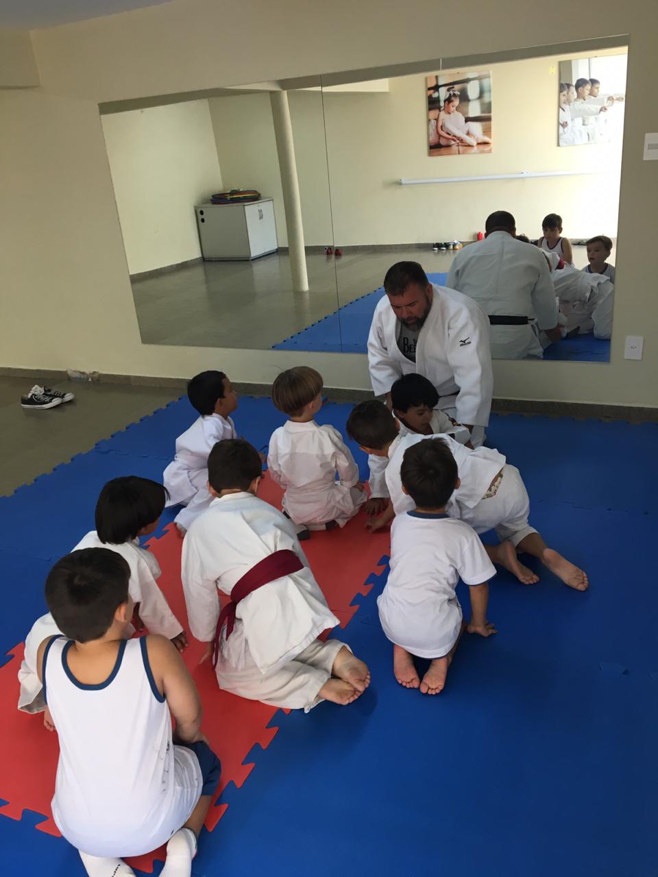 Ed. Infantil – Aula de Judô – Colégio Politécnico de Sorocaba